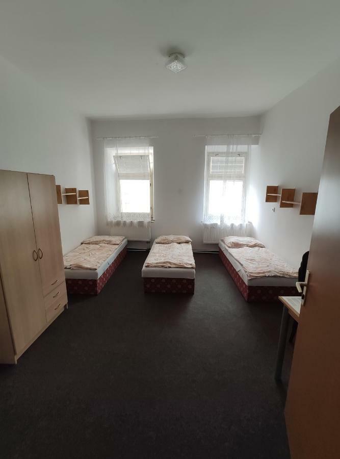 Hostel Kasperske Hory Bagian luar foto