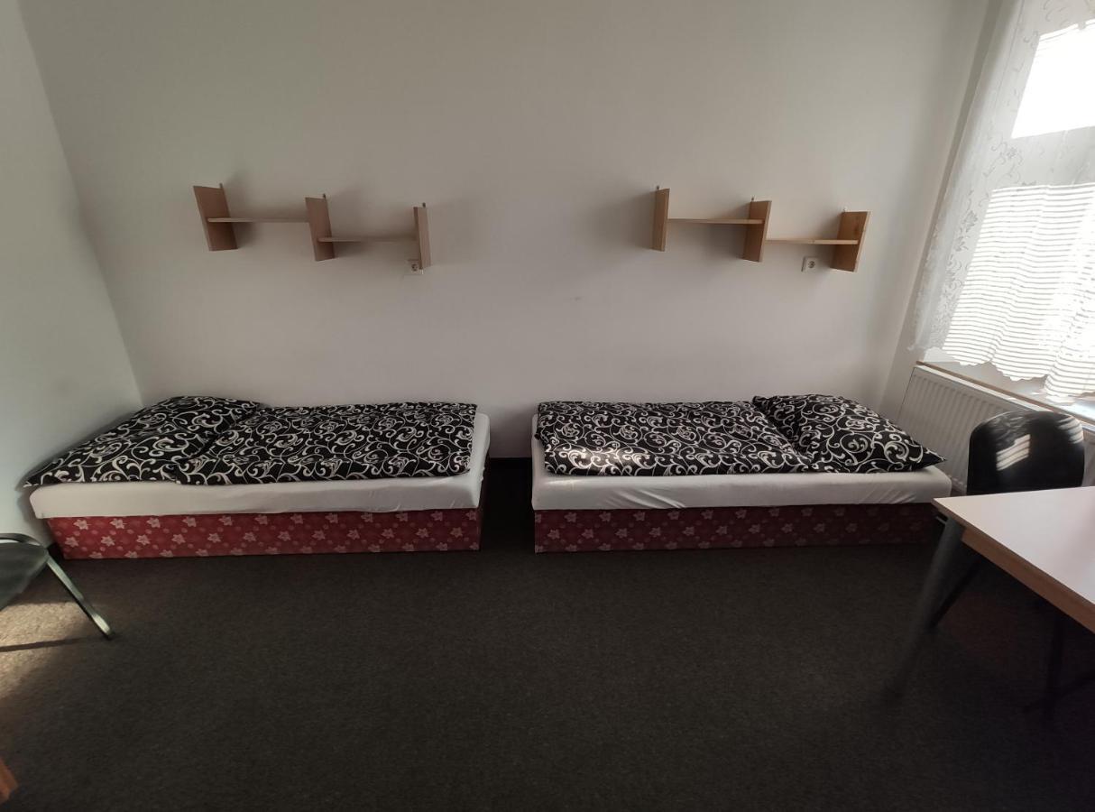 Hostel Kasperske Hory Bagian luar foto